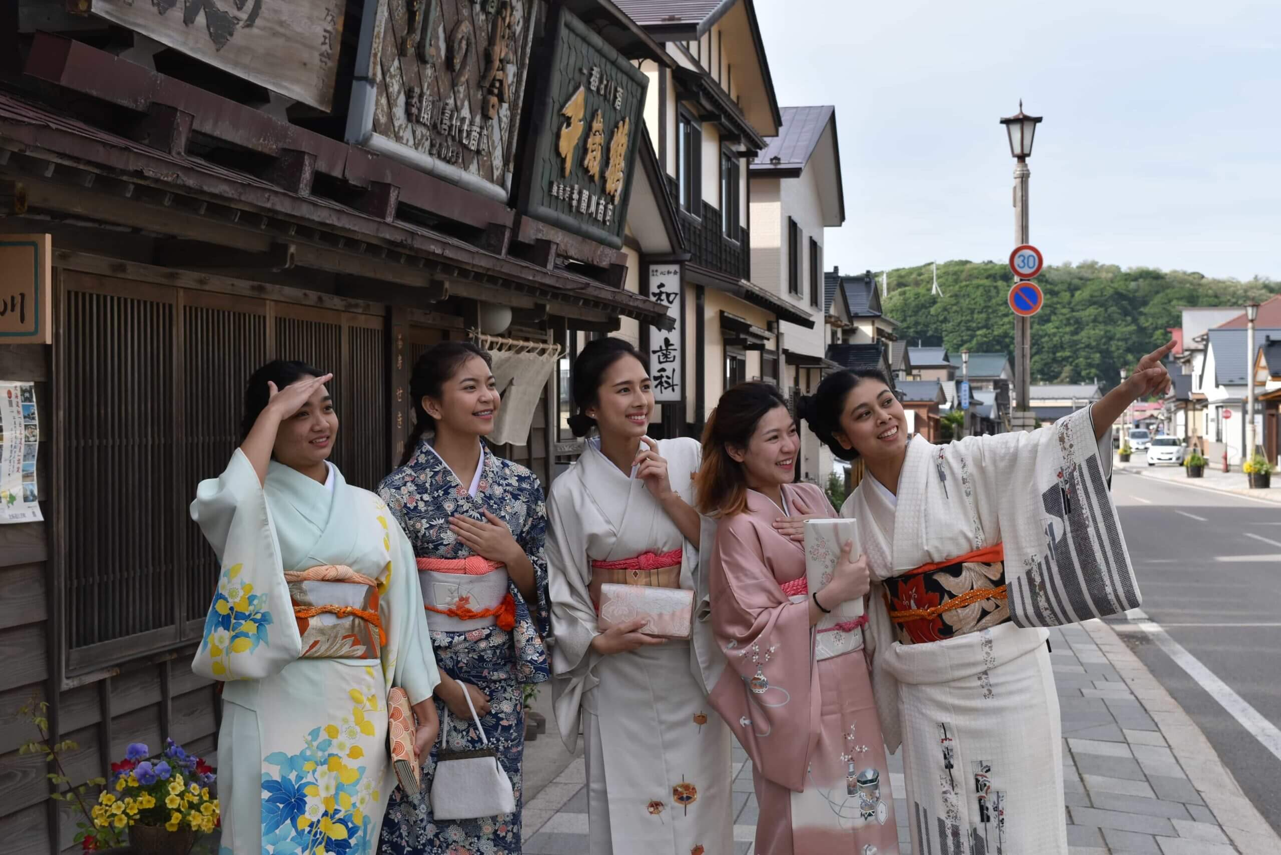 在「kamiyuiya」借和服漫步在江差古道與松前古城