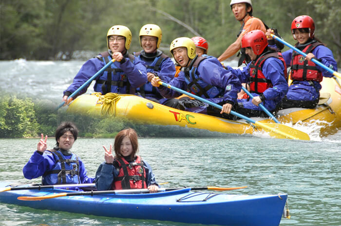 十勝川泛舟＆屈足湖獨木舟之旅（含溫泉泡湯券）