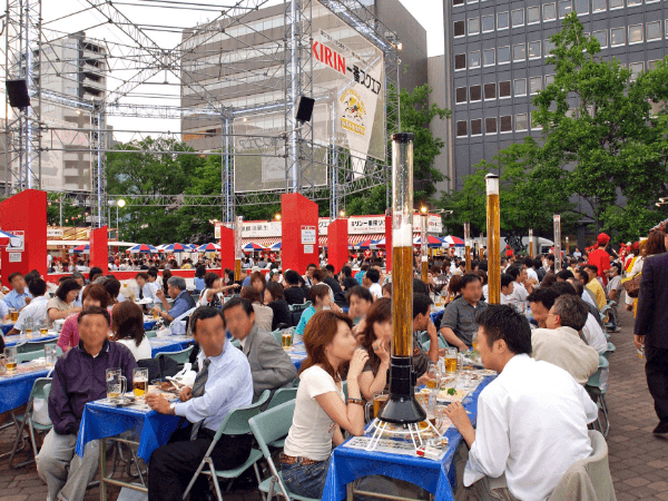 札幌露天啤酒節：7月中旬～8月中旬