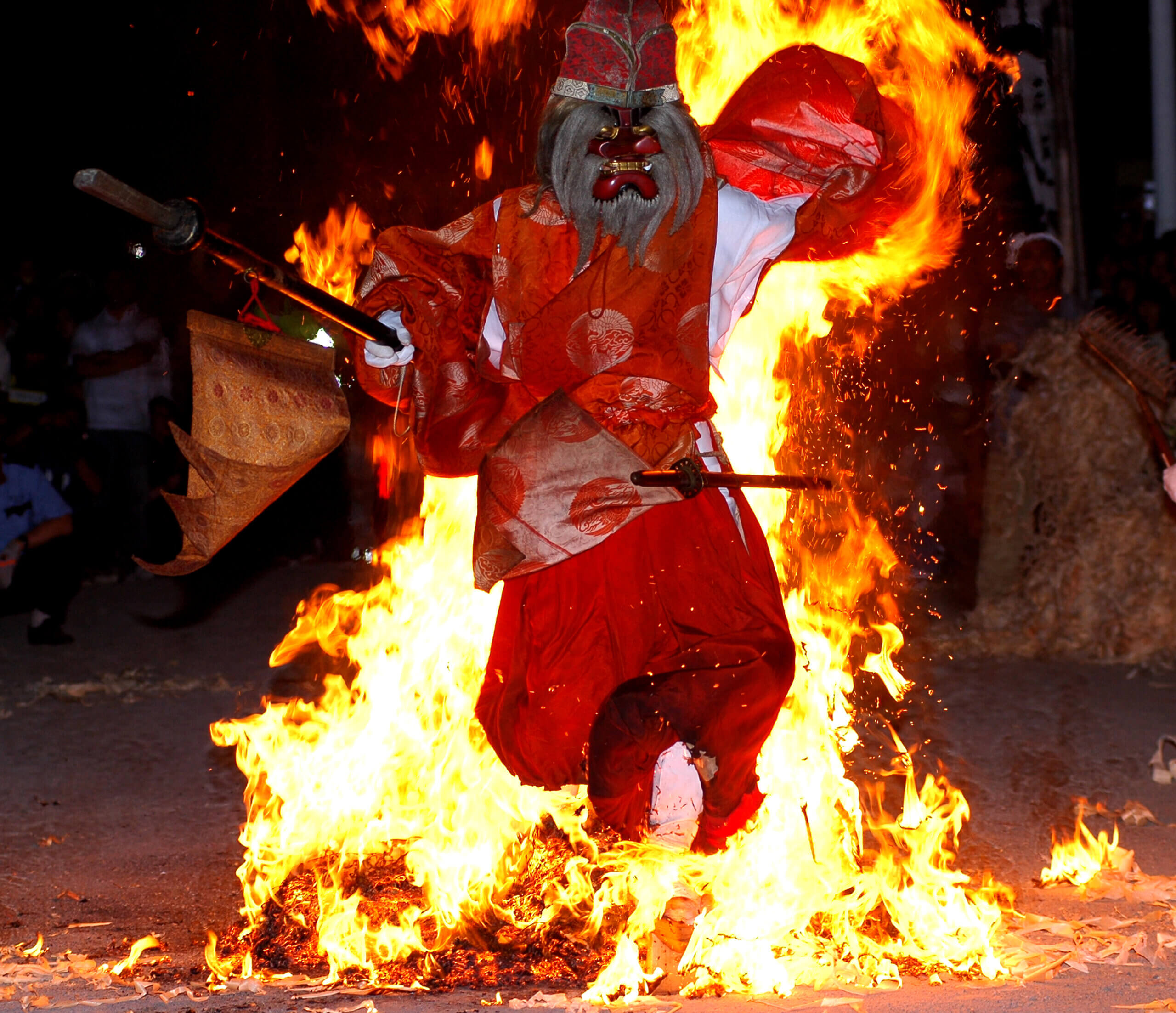 北海道・積丹「美國神社例大祭（火祭）」