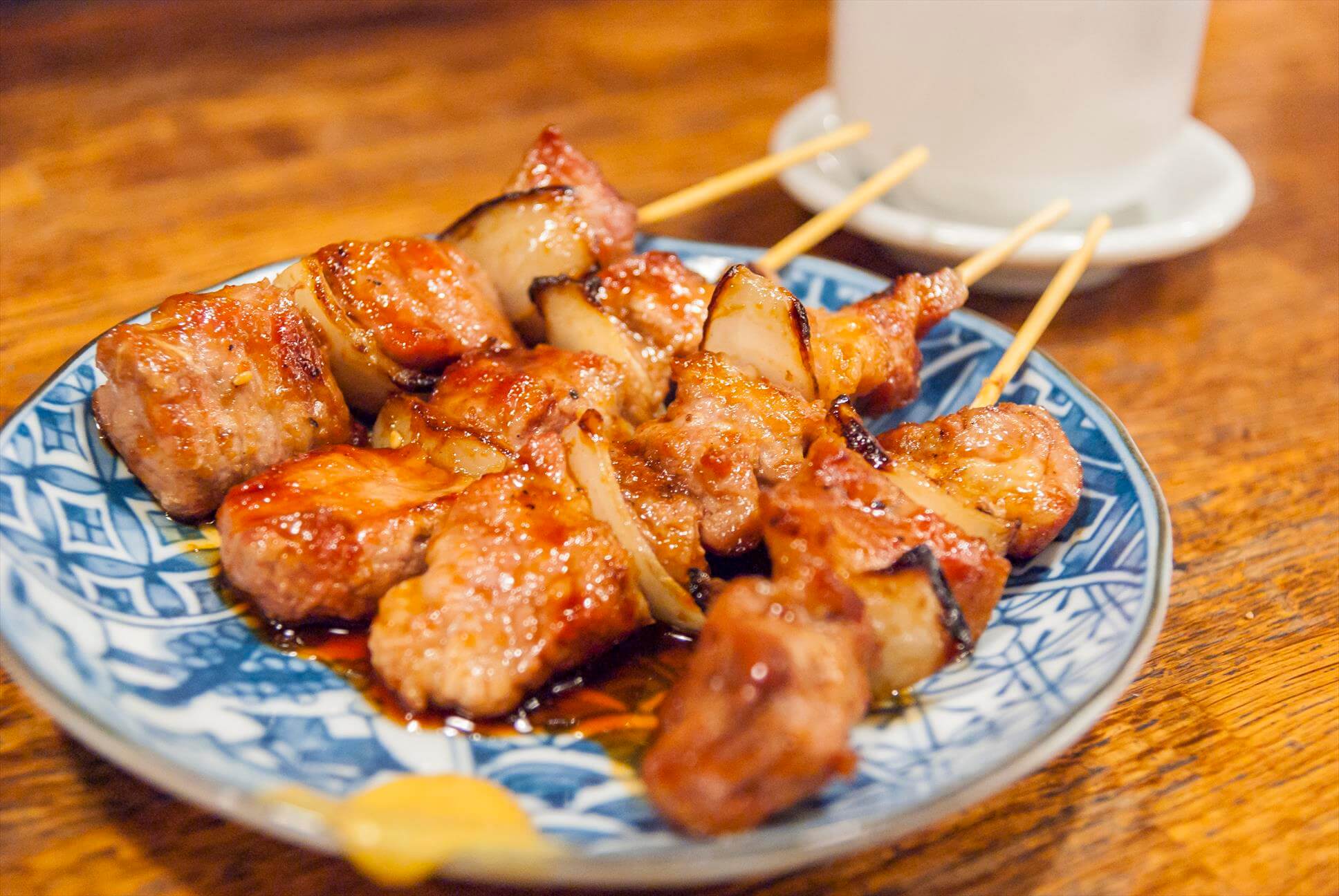 風靡在地的當地平價美食「室蘭烤肉串」