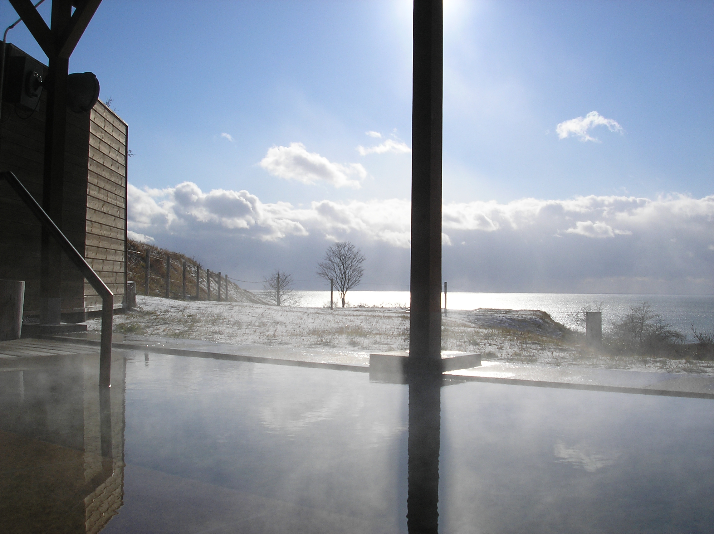 虎杖濱溫泉　Hotel Izumi：享受海景露天浴池與在地螃蟹、和牛的山珍佳餚